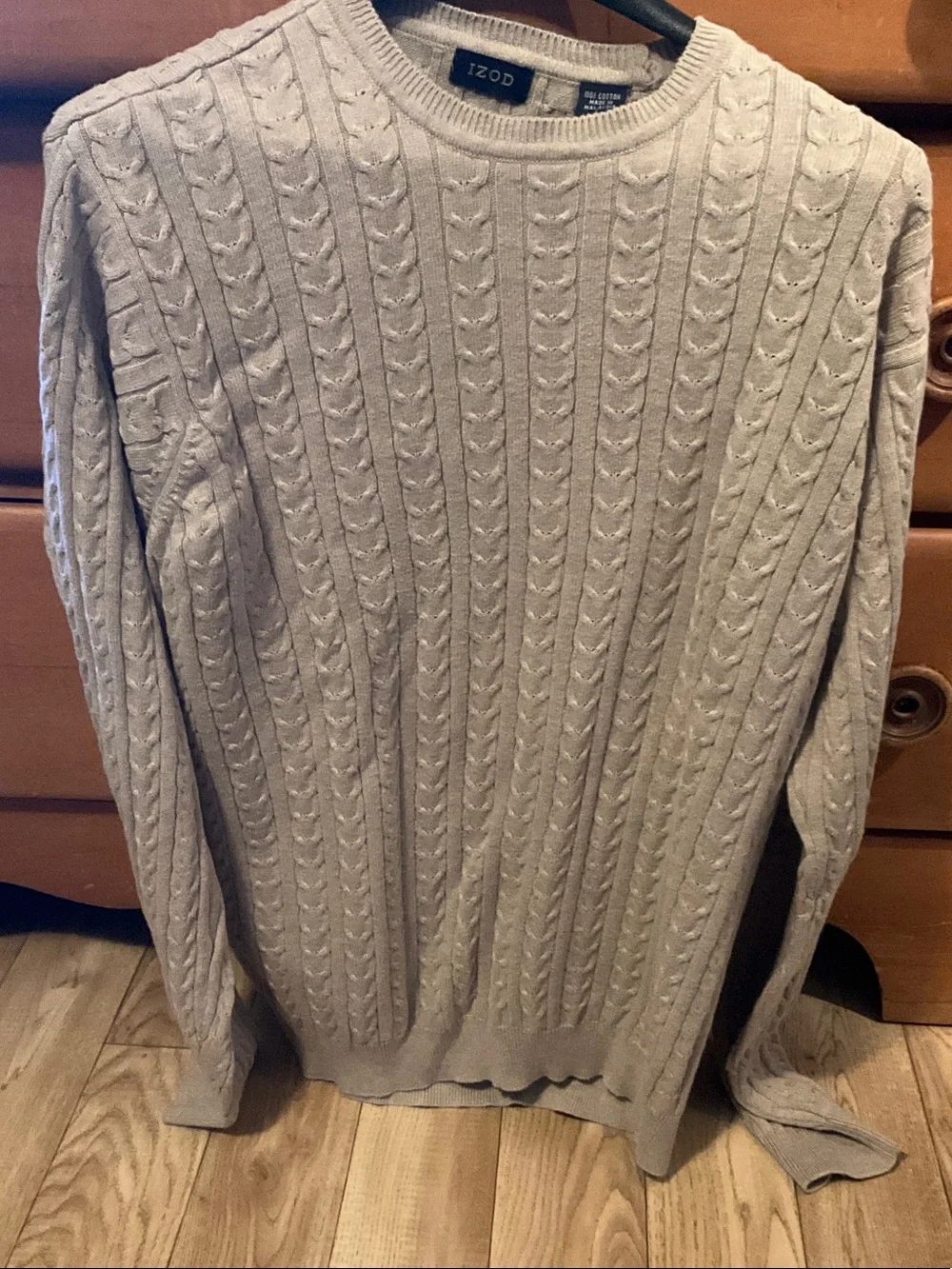 Izod Men’s Light Cream Cable-Knit Crewneck Sweater